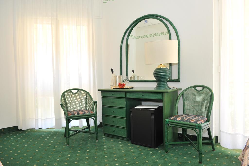 Hotel Diana Grado Ngoại thất bức ảnh