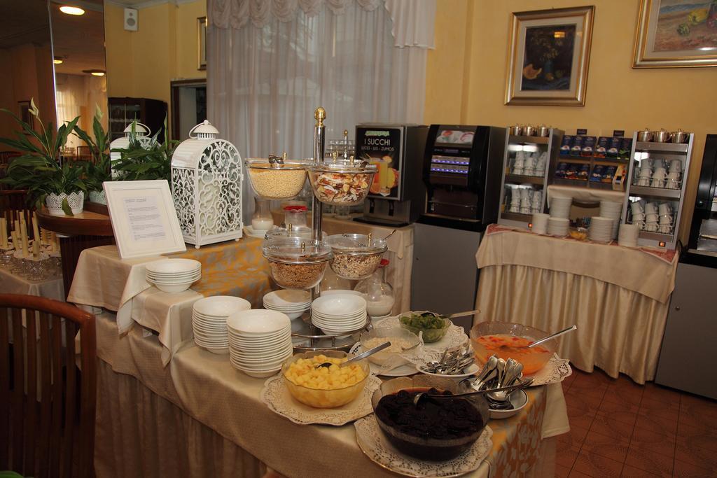 Hotel Diana Grado Ngoại thất bức ảnh